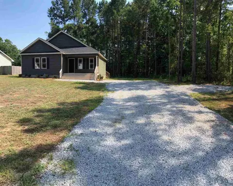 955 Circle Dr, Angier, NC 27501 photo 2