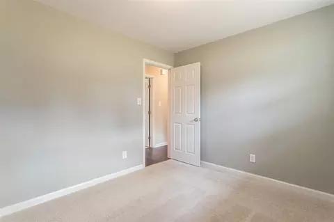 818 Shay Dr, Durham, NC 27704 photo 18