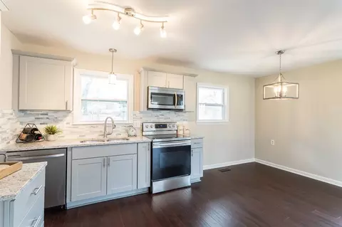 818 Shay Dr, Durham, NC 27704 photo 7