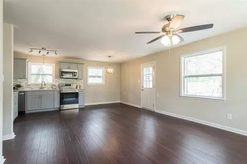 818 Shay Dr, Durham, NC 27704 photo 10