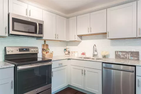 2716 Weldon Ter, Durham, NC 27703 photo 8