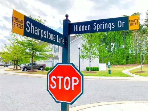 25 Sharpstone Ln, Durham, NC 27703 photo 24