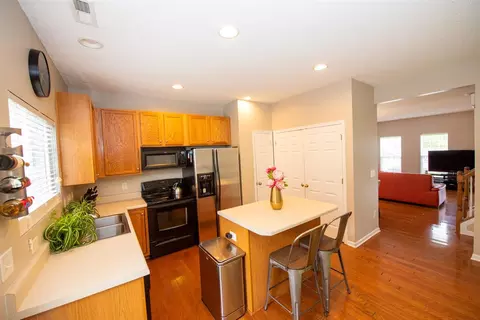 25 Sharpstone Ln, Durham, NC 27703 photo 10