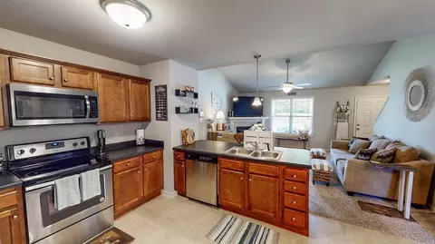 114 Willmont Ct, Benson, NC 27504 photo 10