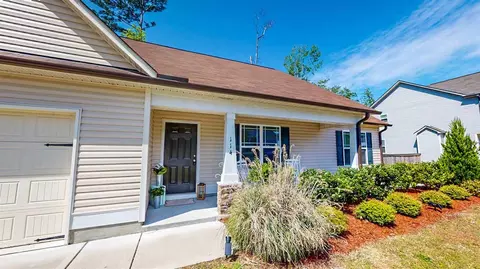 114 Willmont Ct, Benson, NC 27504 photo 3