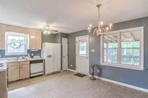 140 Wilmack Dr, Benson, NC 27504 photo 7