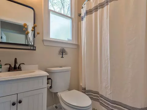 902 Glendale Ave, Durham, NC 27701 photo 24