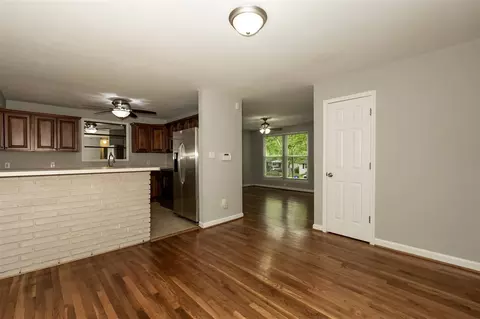 3508 Apache Dr, Raleigh, NC 27609 photo 8