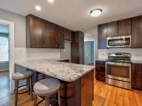 102 W Edgewood Dr, Durham, NC 27701 photo 8
