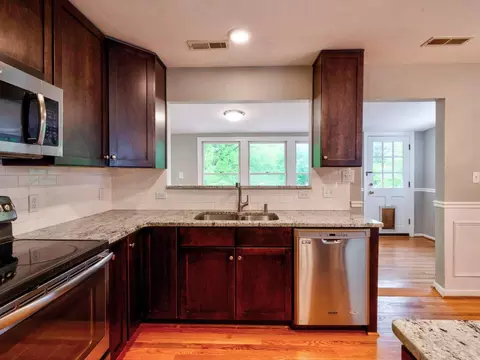 102 W Edgewood Dr, Durham, NC 27701 photo 12