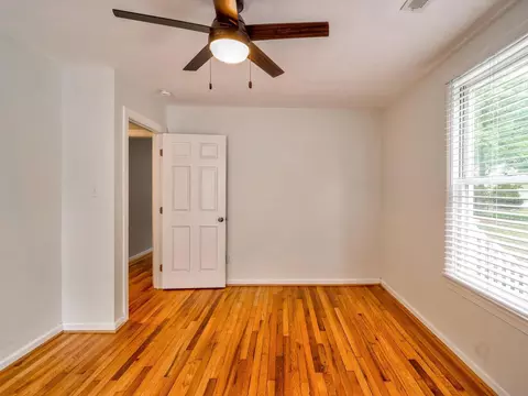 102 W Edgewood Dr, Durham, NC 27701 photo 20