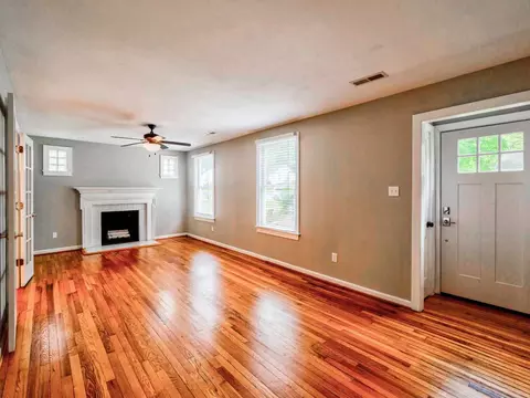 102 W Edgewood Dr, Durham, NC 27701 photo 2