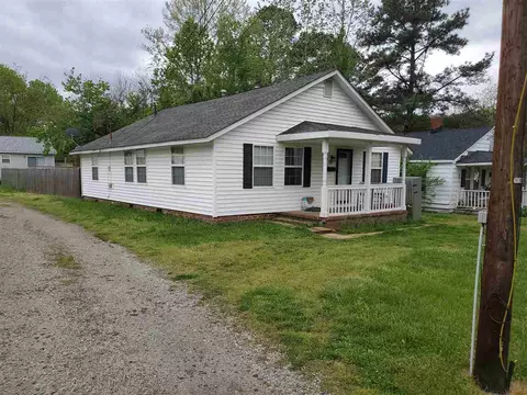 204 Smith Dr, Garner, NC 27529 photo 1