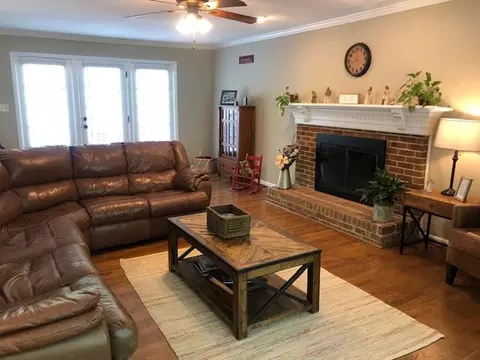 1211 Apache Ln, Apex, NC 27502 photo 3