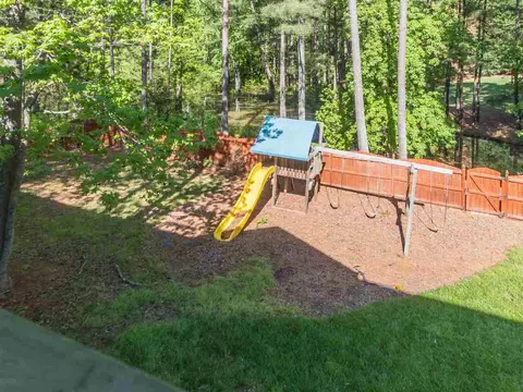 233 Shalimar Dr, Durham, NC 27713 photo 25