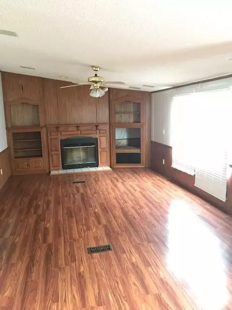 9000 Dorchester Ln, Willow Spring, NC 27592 photo 4