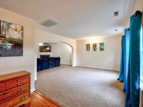 6 Stepney Ct, Durham, NC 27713 photo 2