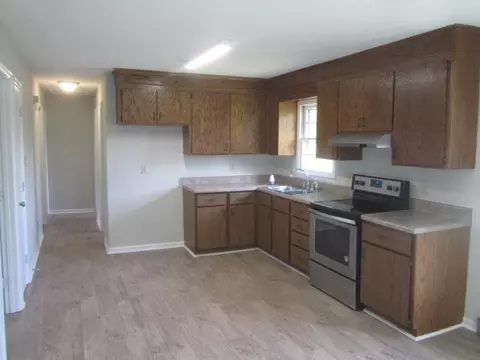 141 North St, Henderson, NC 27536 photo 9
