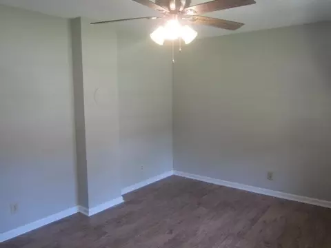 141 North St, Henderson, NC 27536 photo 6