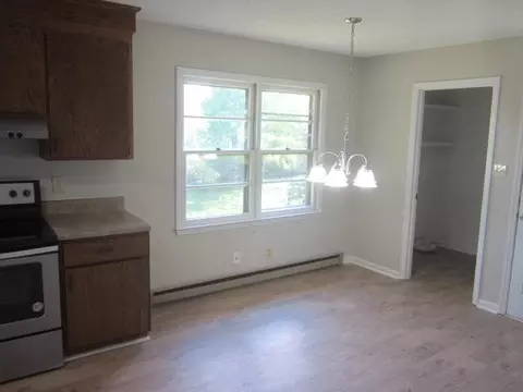 141 North St, Henderson, NC 27536 photo 8