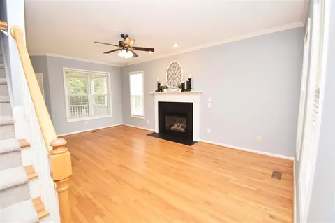 5202 Middleton Rd, Durham, NC 27713 photo 3