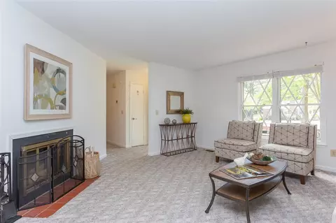 6 Leitzel Ct, Durham, NC 27713 photo 8