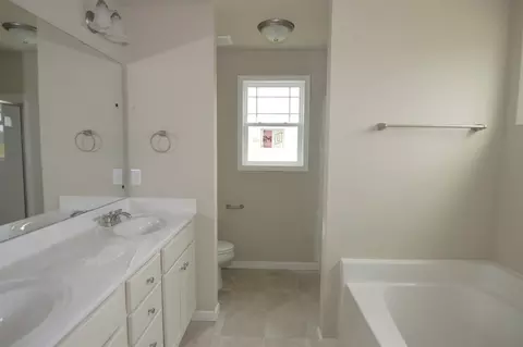 49 Cornfield Ln, Benson, NC 27504 photo 7