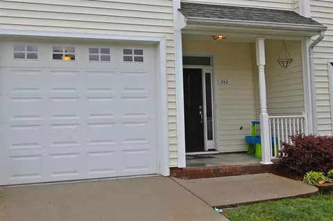 240 Sugar Maple Ave, Wake Forest, NC 27587 photo 2