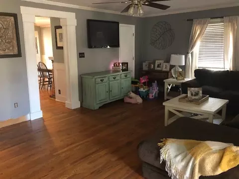 708 E Chatham St, Apex, NC 27502 photo 3