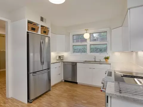 602 E Forest Hills Blvd, Durham, NC 27707 photo 8