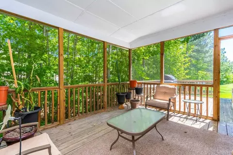 5003 Paces Ferry Dr, Durham, NC 27712 photo 5