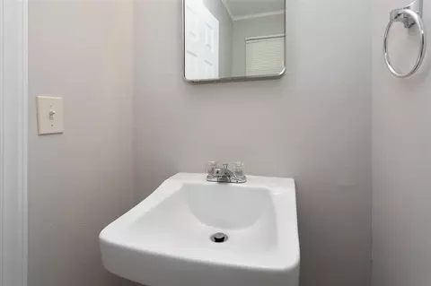611 W Markham Ave, Durham, NC 27701 photo 8