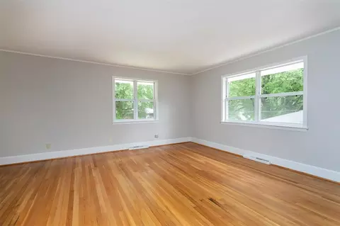 611 W Markham Ave, Durham, NC 27701 photo 7