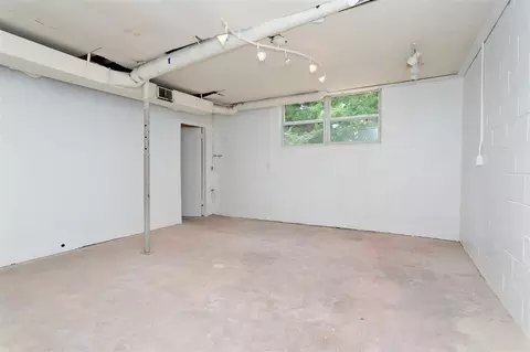611 W Markham Ave, Durham, NC 27701 photo 13