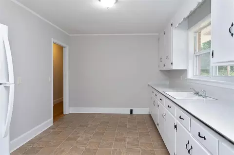 611 W Markham Ave, Durham, NC 27701 photo 5