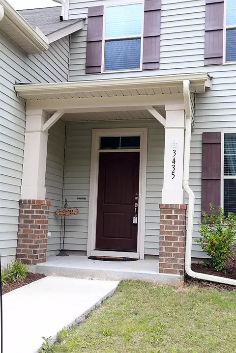 3435 Flat River Dr, Durham, NC 27703 photo 2