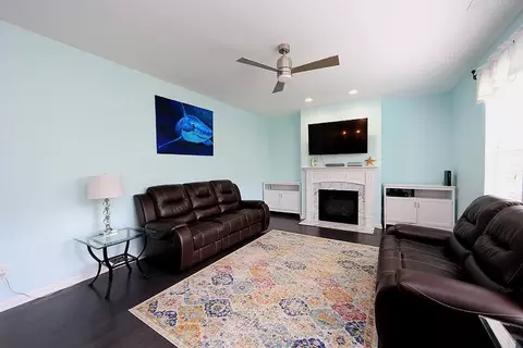 3435 Flat River Dr, Durham, NC 27703 photo 11