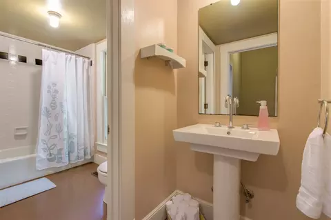 108 W Trinity Ave, Durham, NC 27701 photo 27
