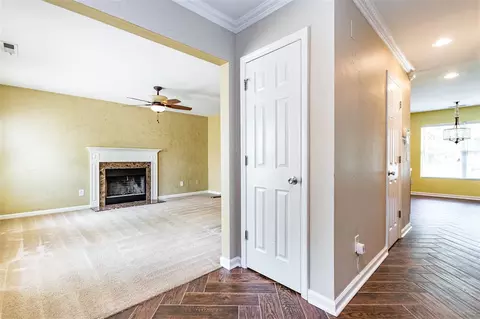 12 Red Sunset Ln, Durham, NC 27703 photo 4