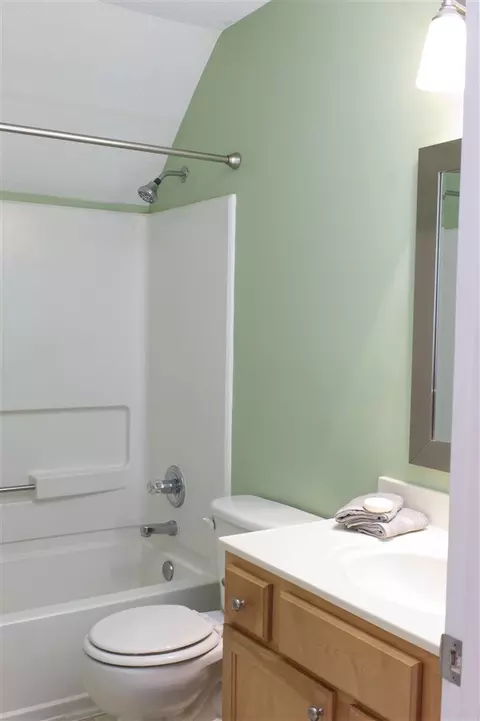 102 Nightshade Ln, Garner, NC 27529 photo 8