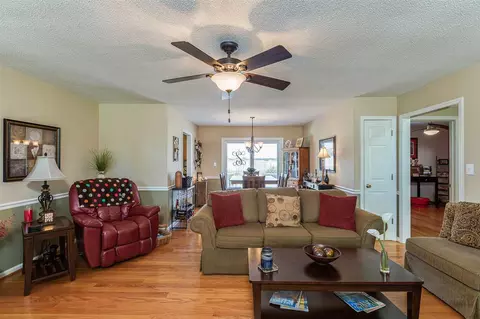 621 Miller Rd, Benson, NC 27504 photo 7