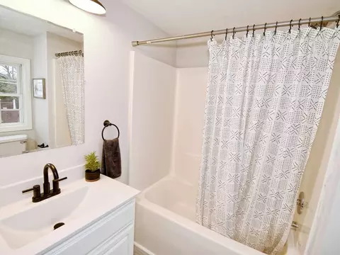 1011 Worth St, Durham, NC 27701 photo 18
