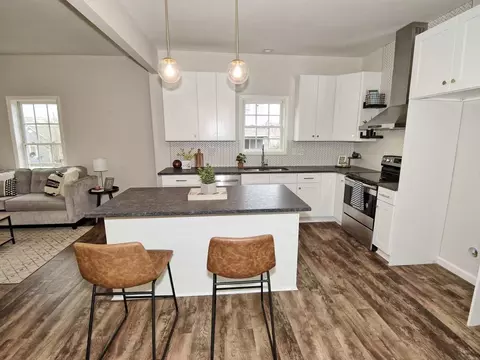 1011 Worth St, Durham, NC 27701 photo 5