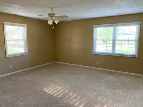 105 George St, Dunn, NC 28334 photo 14