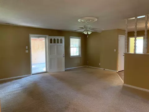 105 George St, Dunn, NC 28334 photo 8