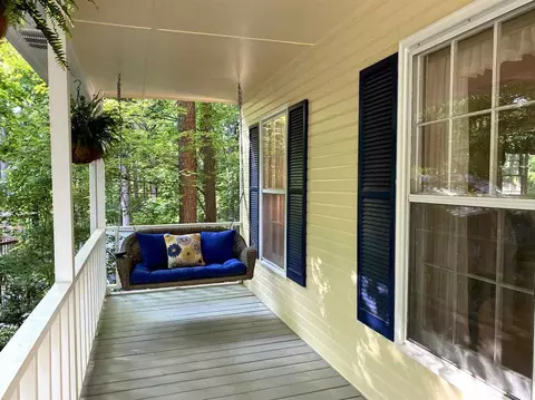 210 Wolverine Rd, Cary, NC 27513 photo 2