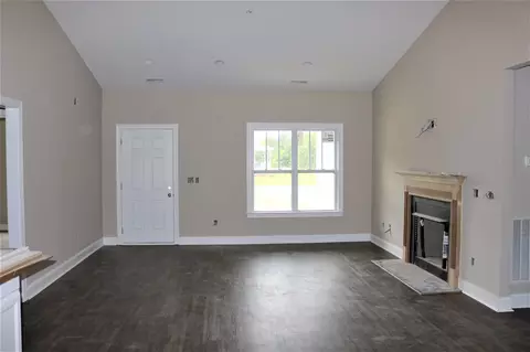 104 Byrd Dr, Dunn, NC 28334 photo 5