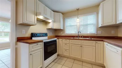 103 Electra Dr, Cary, NC 27513 photo 7