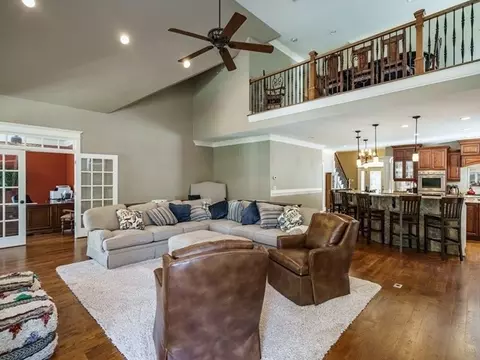 210 Pinecroft Dr, Raleigh, NC 27609 photo 14