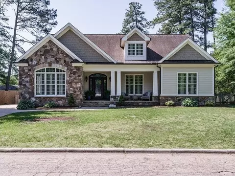 210 Pinecroft Dr, Raleigh, NC 27609 photo 1